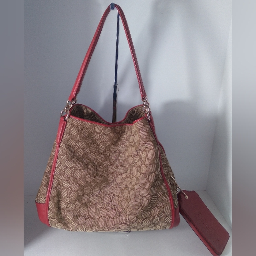 Coach Phoebe Signature Khaki/Red Leather Shoulder Bag W/Hag Tag Wallet